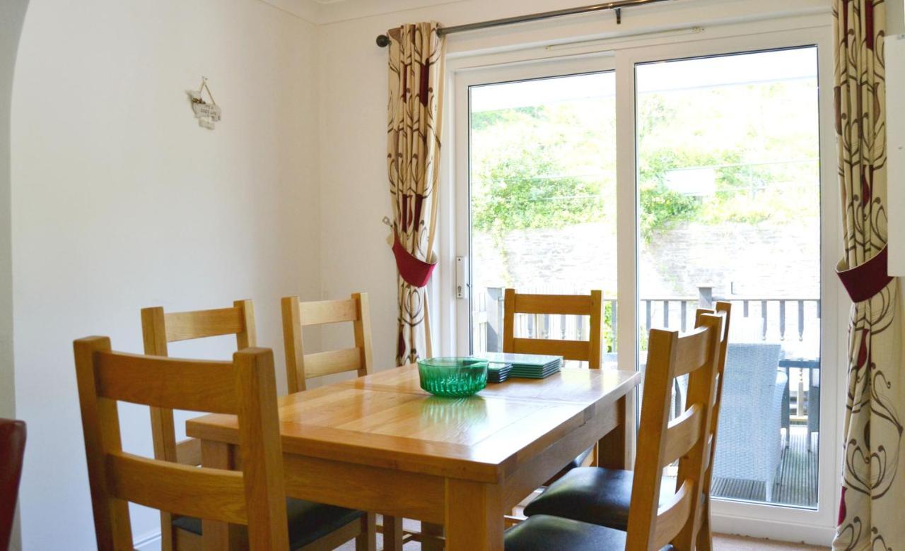 Hele Valley Holiday Park อิลฟราคูมบ์ ภายนอก รูปภาพ